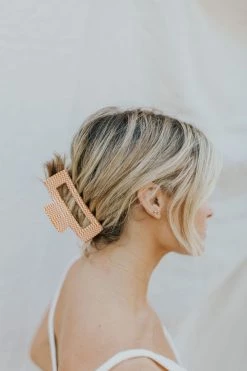 Henly Claw Clip In Orange Accessories