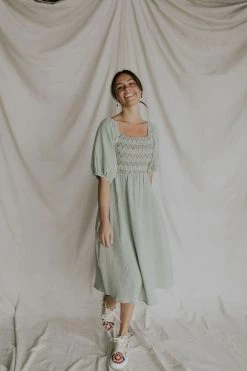 Henly Zen Embroidered Midi In Sage Dresses