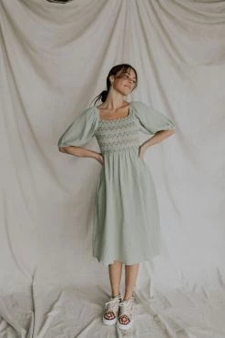 Henly Zen Embroidered Midi In Sage Dresses