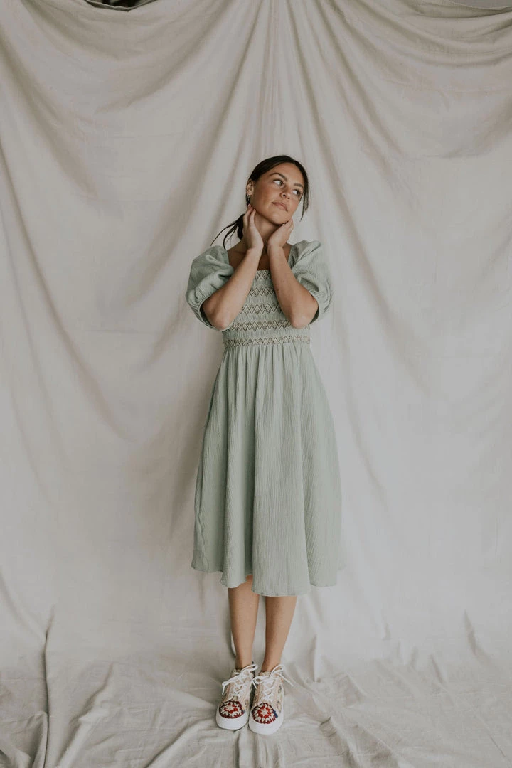 Henly Zen Embroidered Midi In Sage Dresses