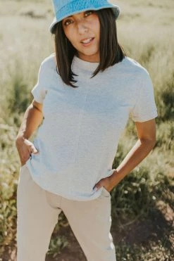 Henly *In The Middle Tee In Oatmeal