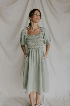 Henly Zen Embroidered Midi In Sage Dresses