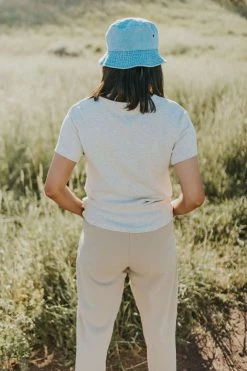 Henly *In The Middle Tee In Oatmeal