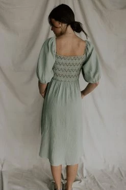 Henly Zen Embroidered Midi In Sage Dresses