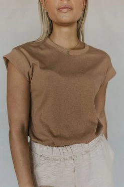 Henly Danny Muscle Tee In Camel