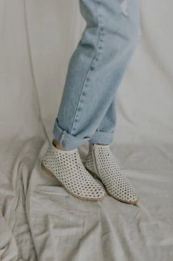 Henly Free People Cayne Woven Shoeboot In Bone