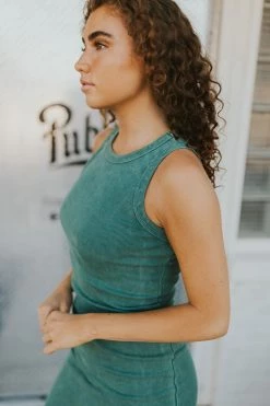 HENLY Acadia Ribbed Dyed Maxi In Emerald Dresses