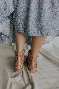 Henly Free People Cayne Woven Shoeboot In Rust