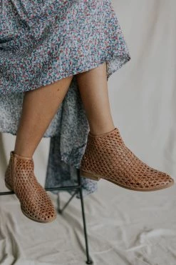 Henly Free People Cayne Woven Shoeboot In Rust