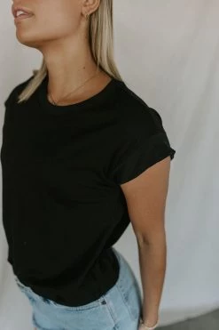 Henly Danny Muscle Tee In Black