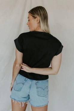 Henly Danny Muscle Tee In Black