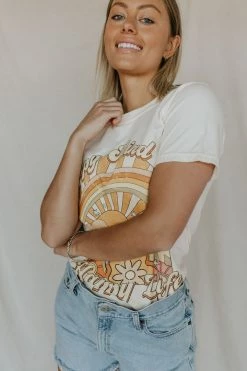 Henly Happy Mind Happy Life Tee