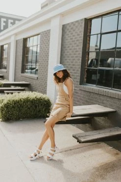 Henly *Yoko Distressed Overall Jumper In Camel