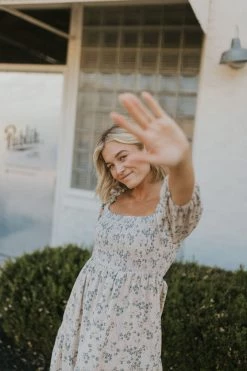 Henly Dresses Lotta Love Dress In Ivory