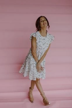 Henly Dresses Burst Embroidered Dress In Ivory