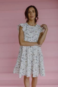 Henly Dresses Burst Embroidered Dress In Ivory