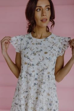 Henly Dresses Burst Embroidered Dress In Ivory