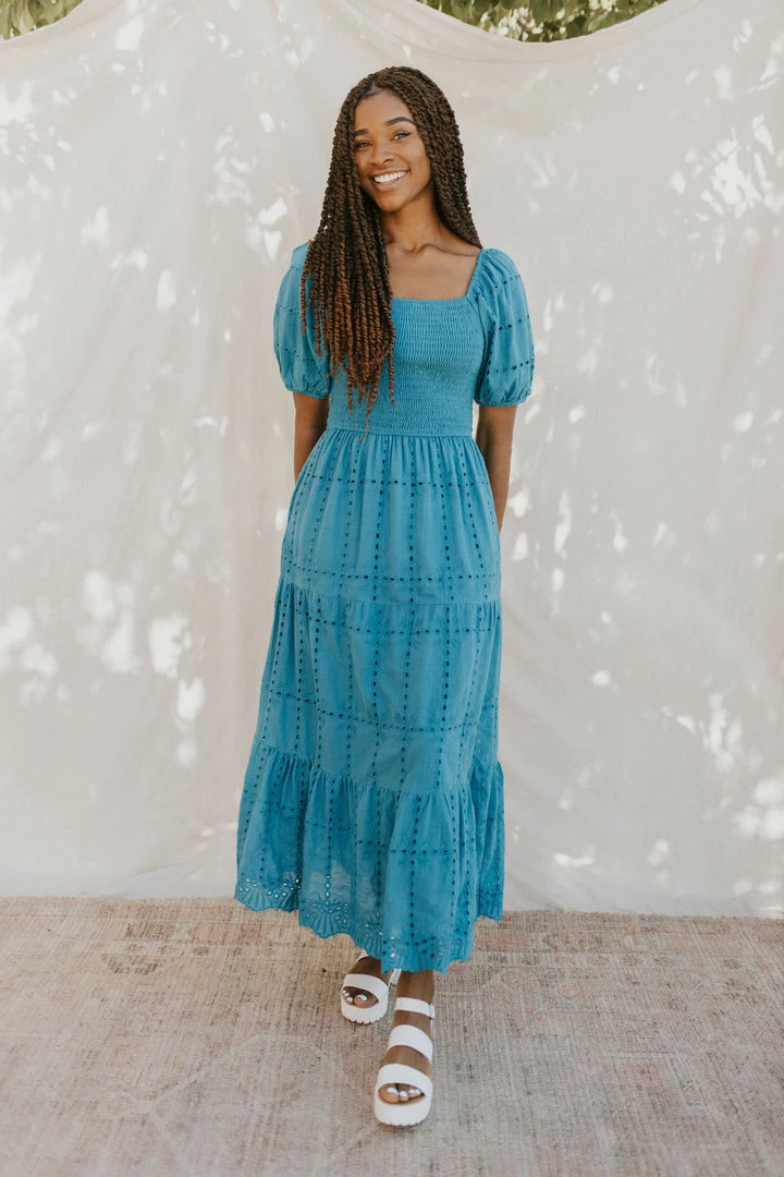 Henly S{teal} The Show Eyelet Maxi