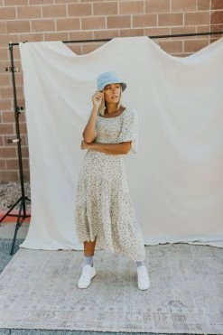 Henly Miss Honey Smocked Midi In Faded Pistachio Dresses