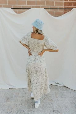 Henly Miss Honey Smocked Midi In Faded Pistachio Dresses