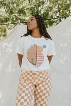 Henly Sunset Graphic Tee