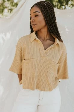 Henly Tops Sahara Ribbed Blouse In Camel