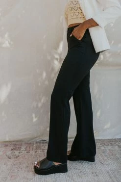 Henly Emory Trousers In Black Pants/Shorts