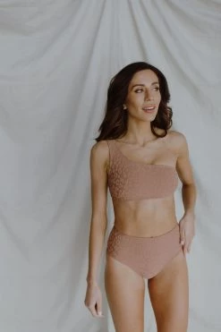 Henly Oasis Textured Swim Bottom In Copper