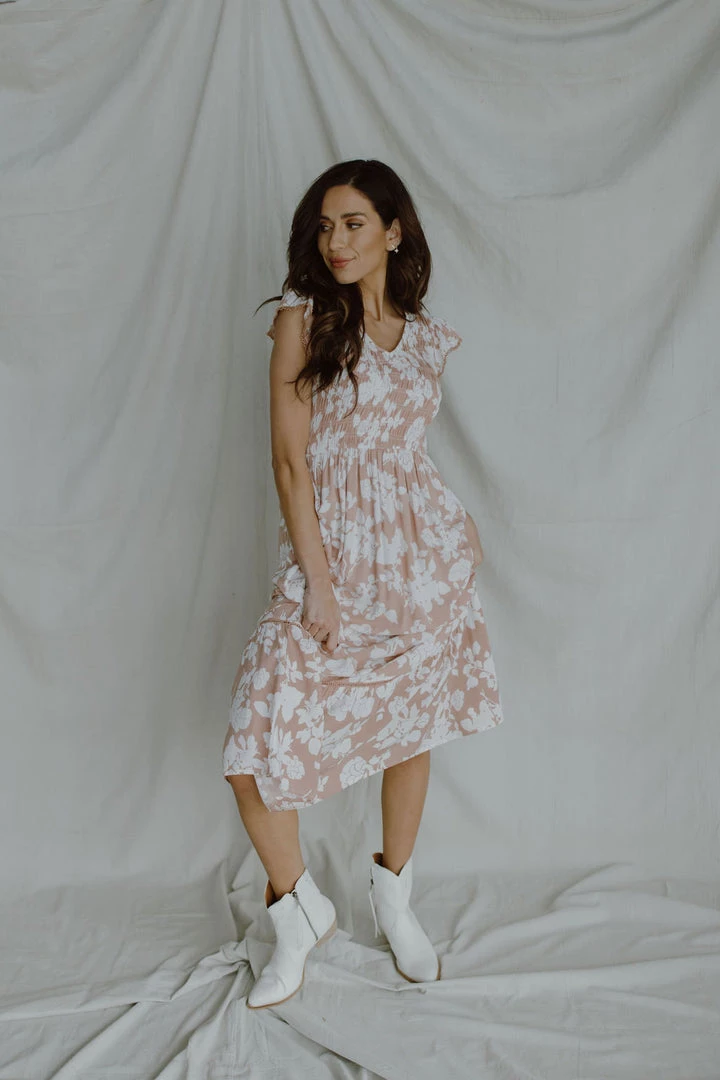 Henly Solstice Maxi In Dusty Peach