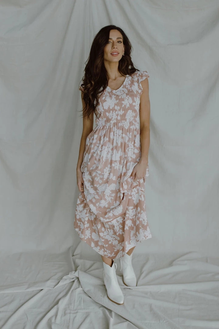 Henly Solstice Maxi In Dusty Peach