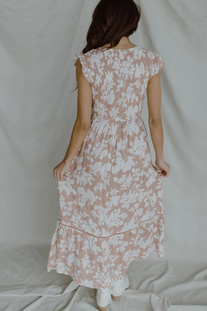 Henly Solstice Maxi In Dusty Peach