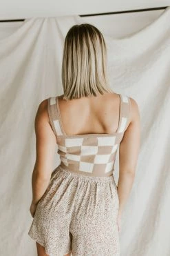 Henly SETS Checkmate Sweater Crop In Taupe