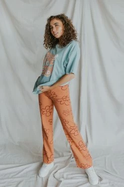 Henly Drive Me Daisy Denim Pants In Deep Peach