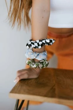 Henly *Checkerboard Scrunchie SET Of 3