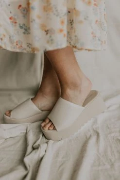 Henly Dot Platform In Ivory Shoes