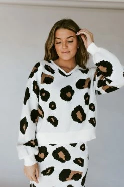Henly *Leo Leopard Sweater In Ivory