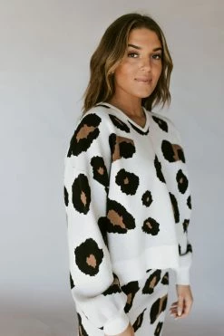 Henly *Leo Leopard Sweater In Ivory