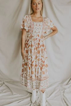 Henly Rising Sun Lace Midi In Amber Dresses