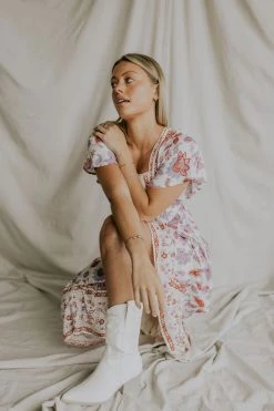 Henly Rising Sun Lace Midi In Fuchsia Dresses