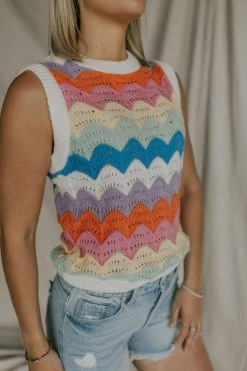 Henly Kitt Scalloped Sweater Vest