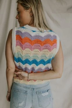 Henly Kitt Scalloped Sweater Vest