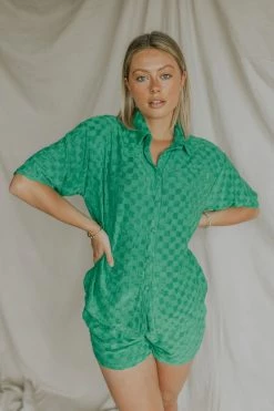 Henly *The 411 Checkered Top