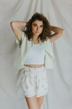 Henly Lemon Zest Shorts In Ivory Pants/Shorts