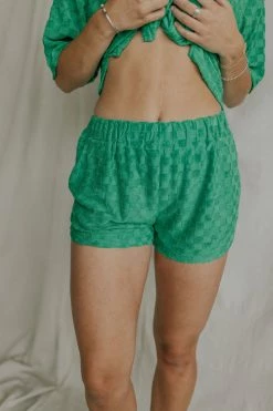 Henly *The 411 Checkered Shorts