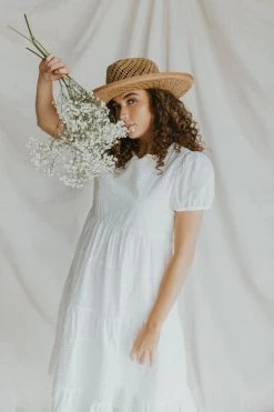 Henly Dresses Eyes On Me Lace Dress In White