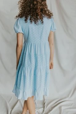 Henly Eyes On Me Lace Dress In Blue