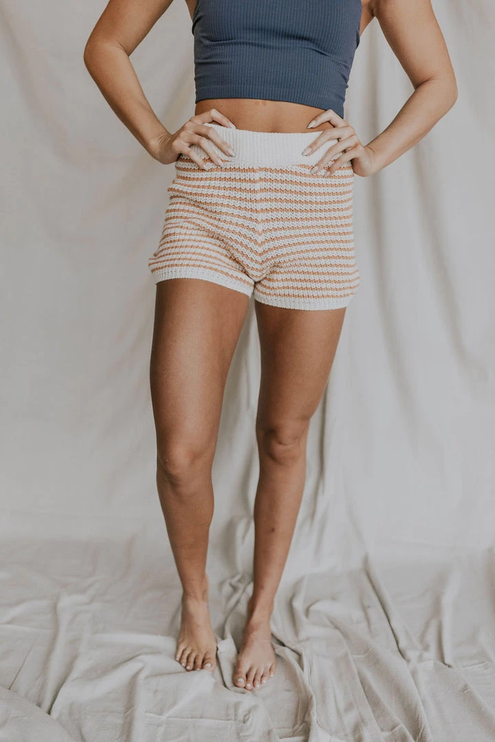 Henly *Callie Stripe Shorts In Apricot