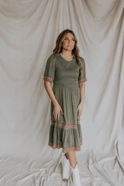 Henly Roma Embroidered Midi In Olive
