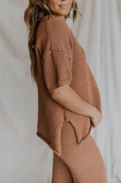 Henly Tulum Knit Top In Brick SETS