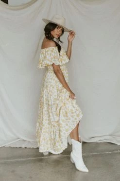 Henly Paradiso Floral Maxi In Yellow